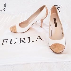 Authentic Sergio Rossi Italian Leather- Like New